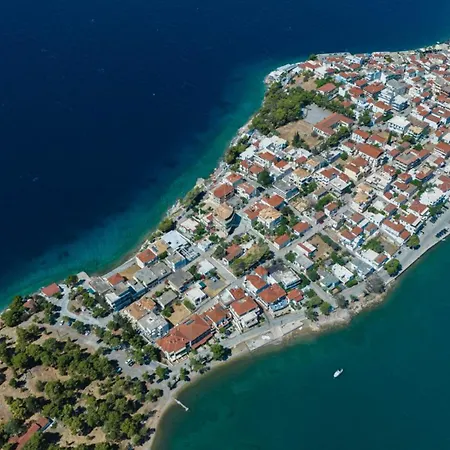Ariadni *